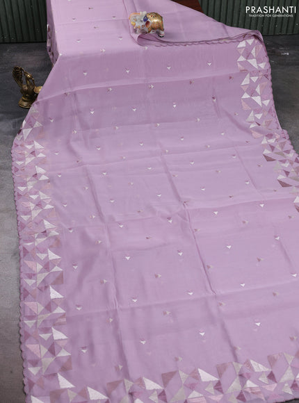 Mul chanderi saree lavender with embroidery buttas and geometric design embroidery border
