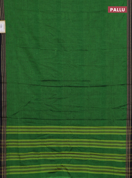 Narayanpet cotton saree green and bottle green with plain body and temple design thread woven border