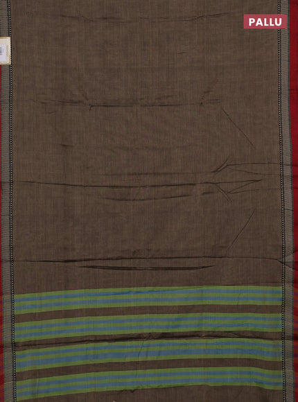 Narayanpet cotton saree chiku shade and maroon with plain body and temple design thread woven border