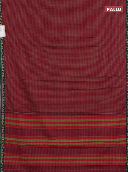 Narayanpet cotton saree maroon and green with allover small thread checked pattern and temple design thread woven border