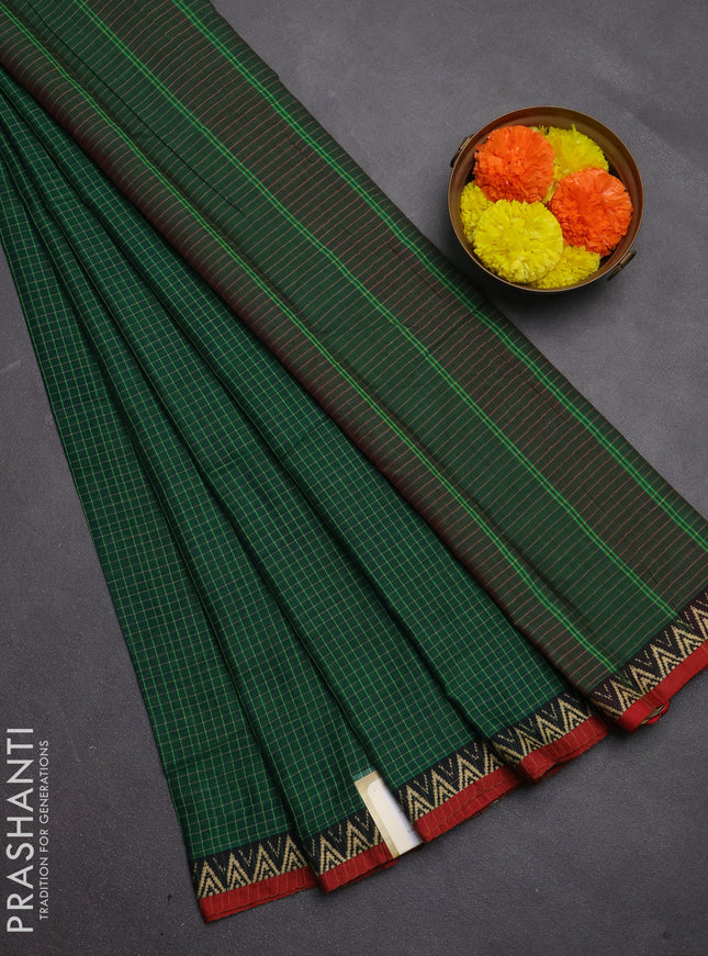 Narayanpet cotton saree green and maroon with allover small thread checked pattern and temple design thread woven border