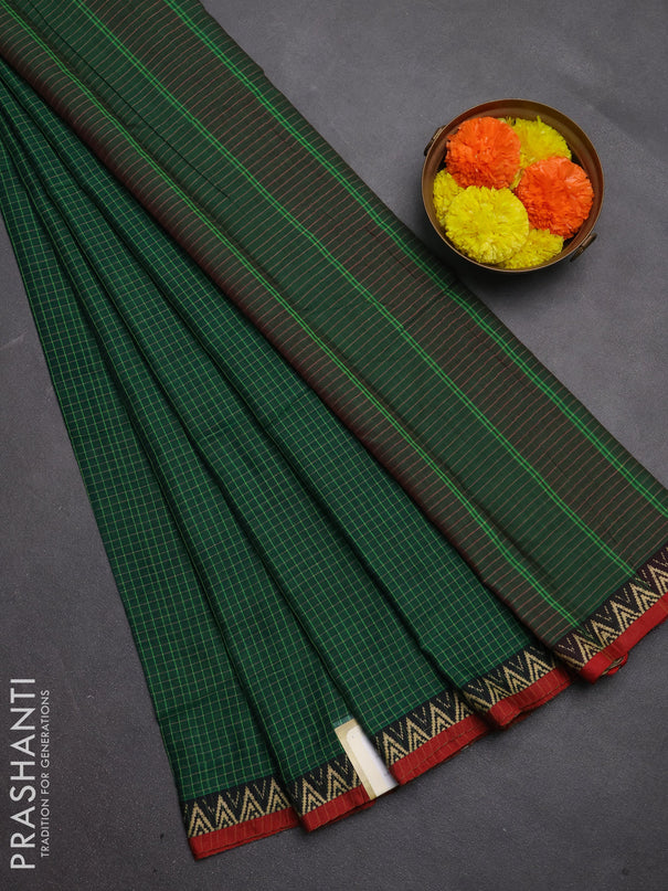Narayanpet cotton saree green and maroon with allover small thread checked pattern and temple design thread woven border
