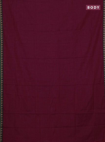 Narayanpet cotton saree pink and green with allover small thread checked pattern and temple design thread woven border
