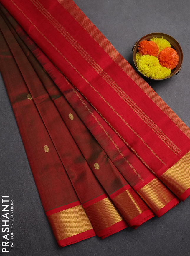 Silk cotton saree dual shade of manthulir green and red with rudhraksha zari woven buttas and zari woven border
