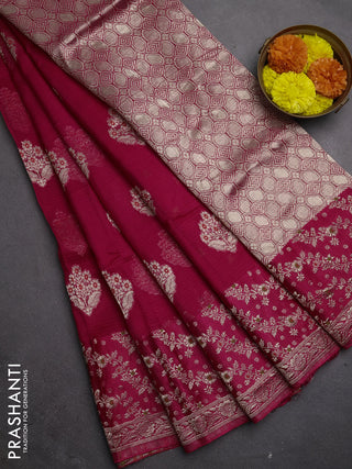 Silk kota saree pink with allover thread & zari woven floral buttas and zari woven border