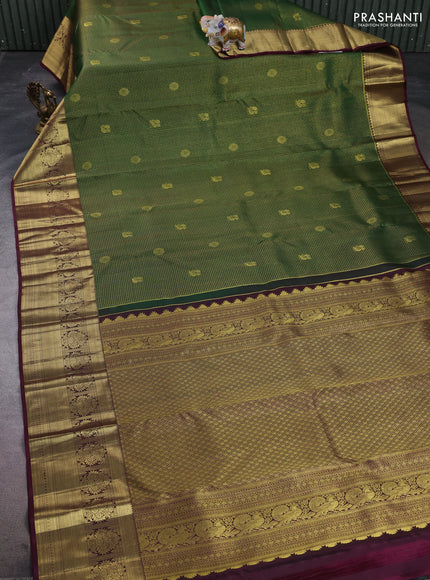 Pure kanchipuram silk saree green and coffee brown with allover small zari checks & buttas and long zari woven border