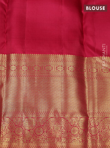 Pure kanchipuram silk saree manthulir green and maroon with allover small zari checks & buttas and long zari woven border
