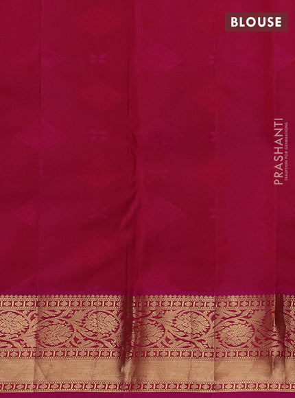 Pure kanchipuram silk saree bottle green and pink with allover zari woven brocade weaves and rich zari woven boder