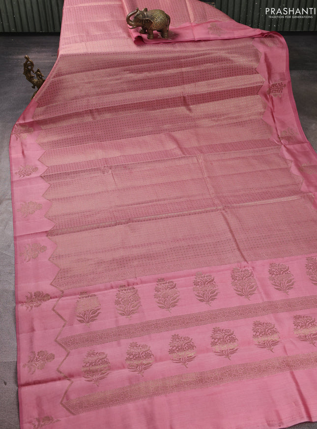 Chiniya silk saree peach pink with allover thread & zari brocade pattern and woven border