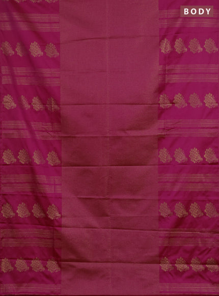 Semi soft silk saree pink with allover small silver zari checked pattern and long zari woven border