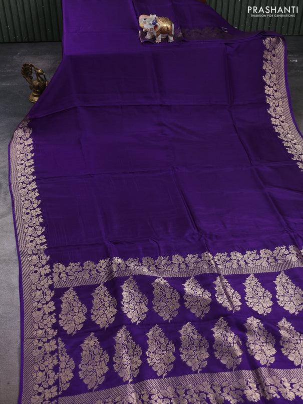 Dola silk saree violet with plain body and zari woven border