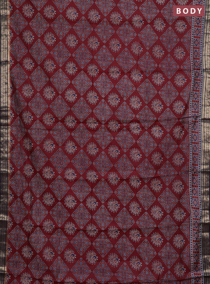 Semi maheshwari cotton saree maroon and navy blue with allover butta prints and zari woven border