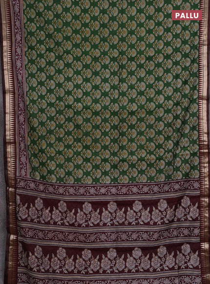 Semi maheshwari cotton saree green and deep maroon with floral butta prints and zari woven border