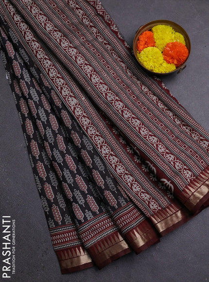 Semi maheshwari cotton saree black and maroon with butta prints and zari woven border