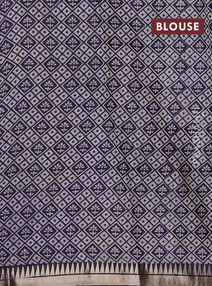 Semi maheshwari cotton saree sap green and navy blue with butta prints and zari woven border