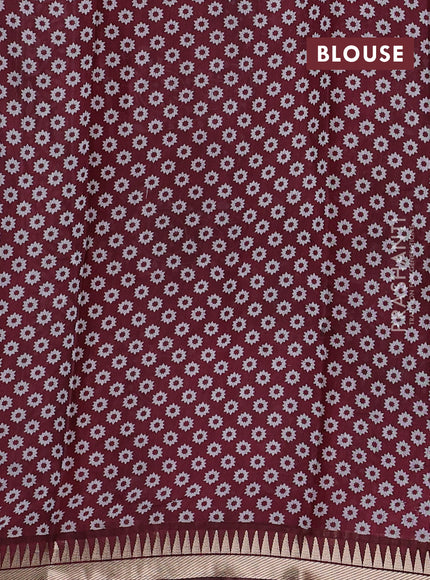 Semi maheshwari cotton saree green and deep maroon with allover zig zag prints and zari woven border