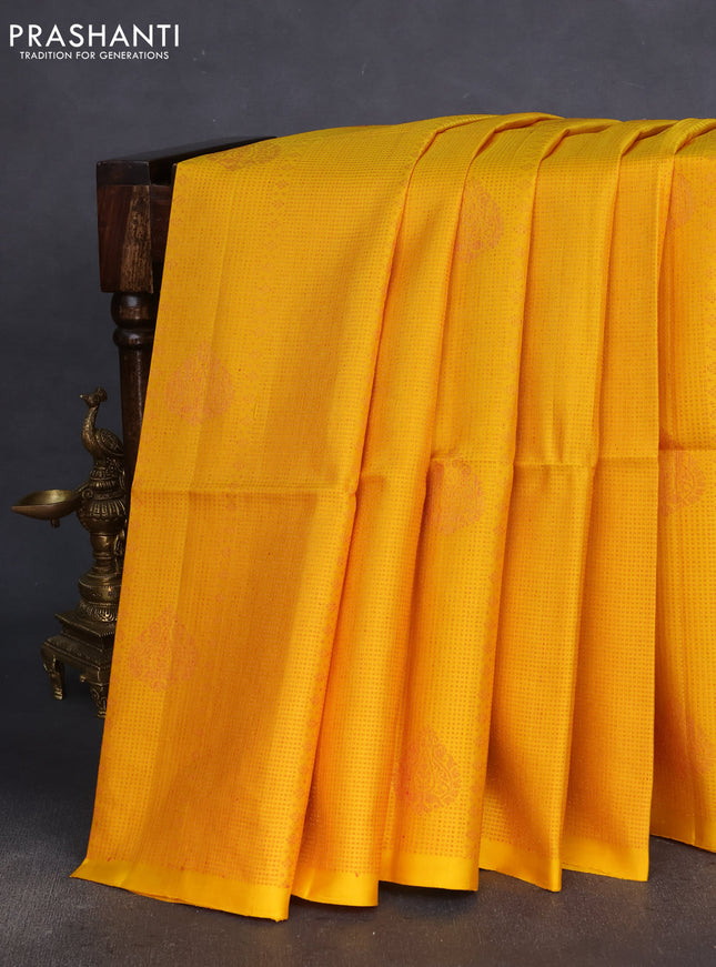 Pure soft silk saree yellow and green with allover thread & zari brocade weaves in borderless style