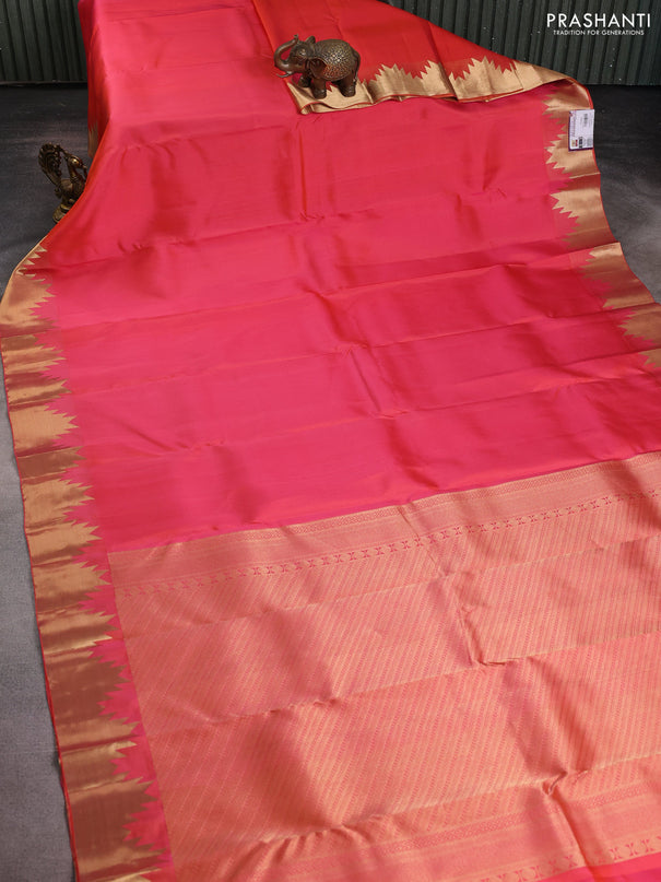 Pure kanchipuram silk saree dual shade of pink with plain body and temple zari woven border