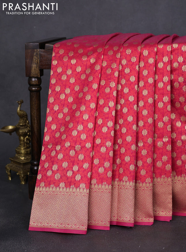 Banarasi silk cotton saree pink with allover thread weaves & zari woven buttas and temple zari woven border