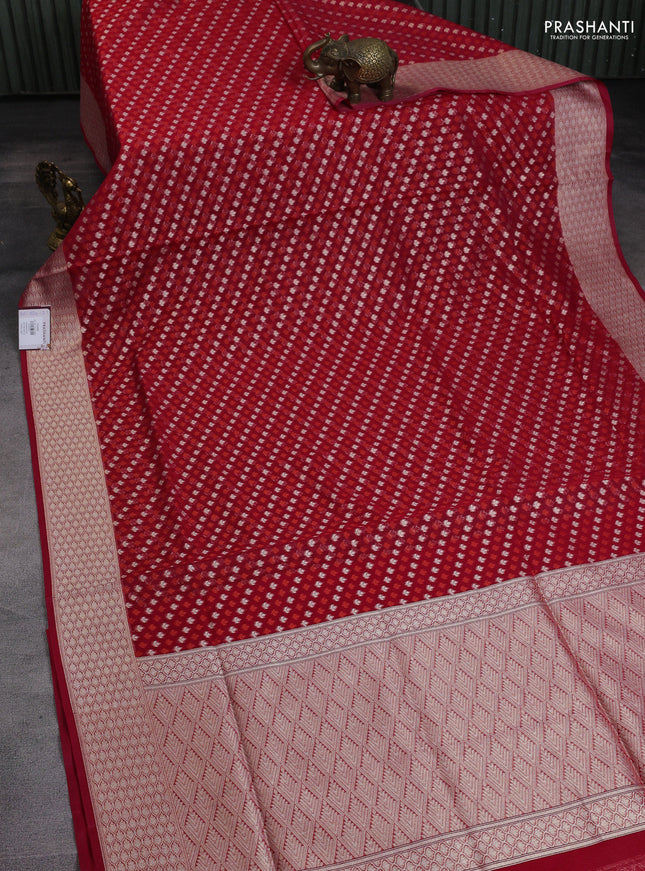 Banarasi silk cotton saree pink with allover thread & zari woven buttas and zari woven border