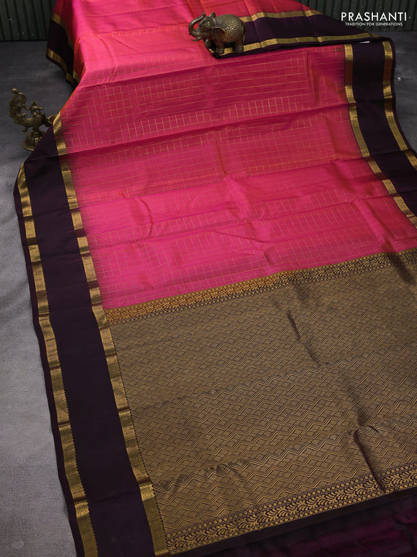 Pure kanchipuram silk saree dual shade of pink and wine shade with allover checked pattern and rettapet zari woven border