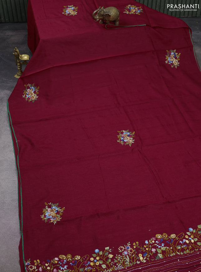 Semi tussar saree maroon with embroided buttas and embroidery pallu