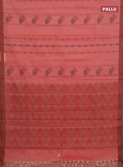 Nithyam cotton saree red shade and brown with allover thread weaves & buttas and simple border