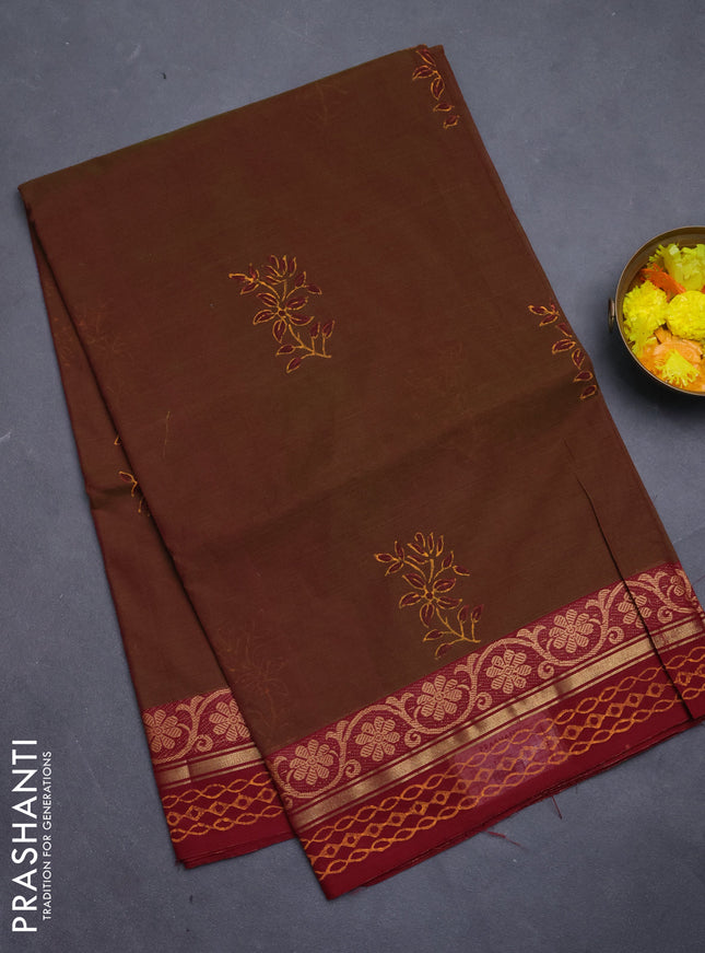 Chettinad cotton saree dual shade of greenish maroon and maroon with floral prints and thread & zari woven border