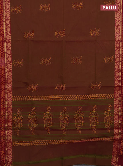 Chettinad cotton saree dual shade of greenish maroon and maroon with floral prints and thread & zari woven border
