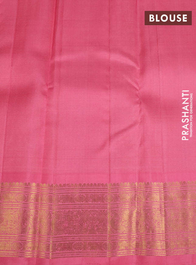 Pure kanchipuram silk saree peach pink with allover small zari woven checked pattern and rich zari woven border