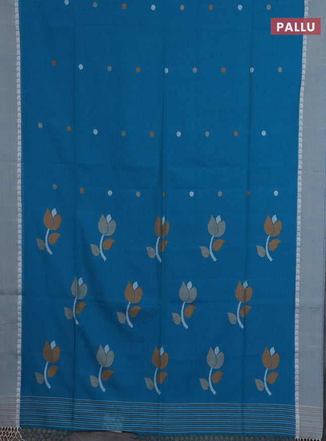 Bengal soft cotton saree cs blue with thread woven buttas and paisley thread woven simple border
