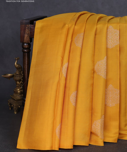Kora Kanchipuram Silk Sarees