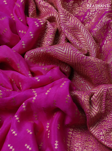 Banarasi crepe saree pink with allover thread & zari geometric weaves and woven border