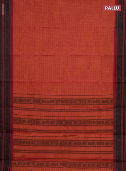 Chettinad cotton saree dual shade of pink and maroon with allover checked pattern and thread woven border