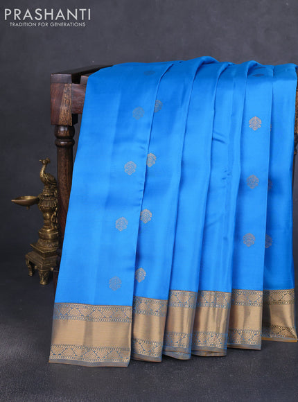 Kanchipuram silk saree cs blue and mehendi green with zari woven buttas and zari woven korvai border