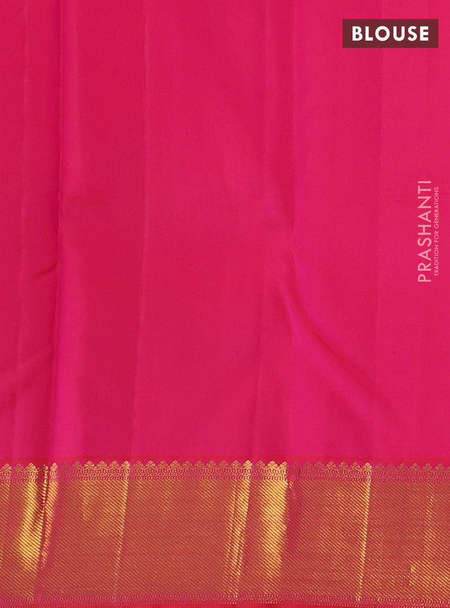 Pure kanchipuram silk saree pink and orange with allover leheriya zari weaves and rich zari woven border