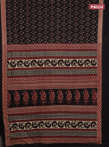 Jaipur cotton saree black and maroon with allover floral buttas and printed border