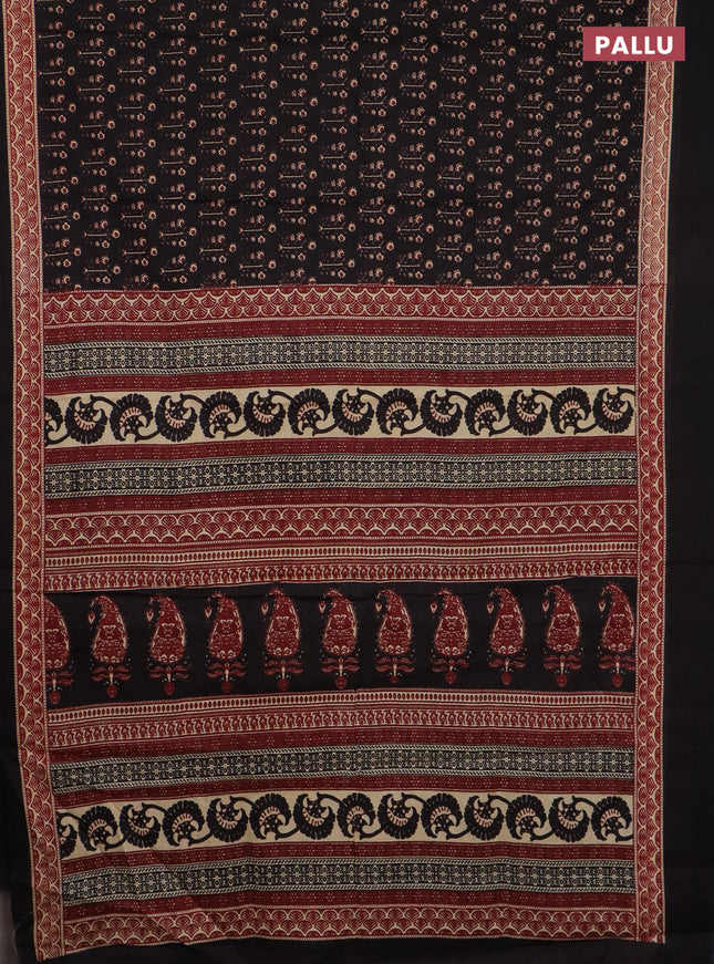 Jaipur cotton saree black and maroon with allover floral buttas and printed border