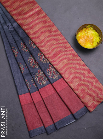 Semi tussar saree grey and maroon with plain body and embroidered pallu