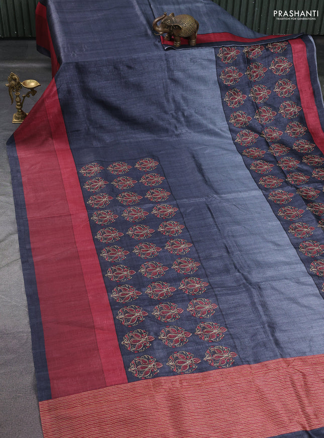 Semi tussar saree grey and maroon with plain body and embroidered pallu