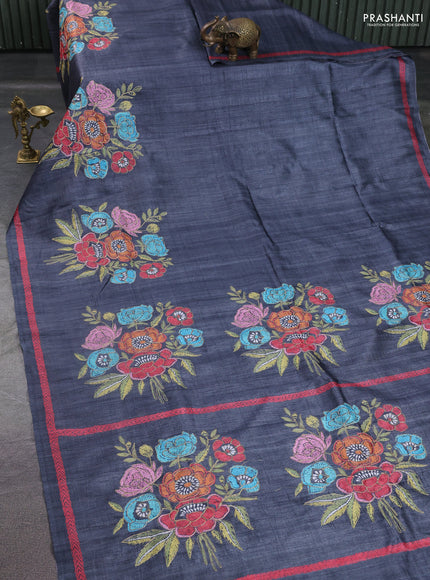 Semi tussar saree grey with plain body and embroidered pallu