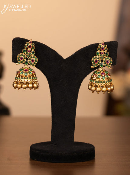 Antique necklace manga pattern with kemp stones and golden beads hanging