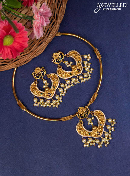 Antique ring type choker with kemp & cz stone and pearl hangings