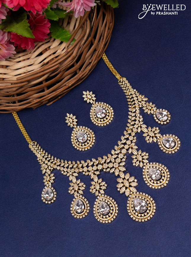 Zircon choker with cz stones in gold finish