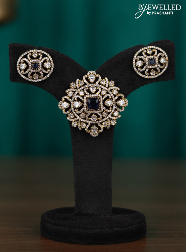 Victorian finish pendant set with saphire and cz stone