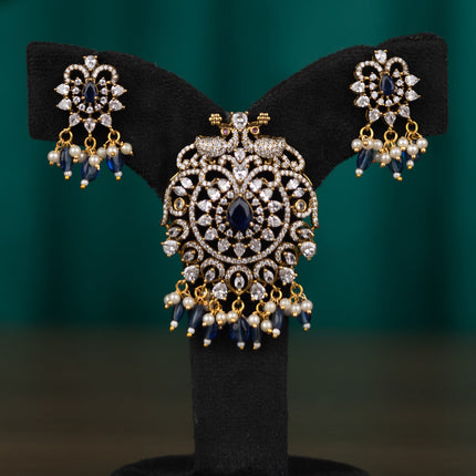 Collection image for: Victorian Finish Pendant & Earrings Set