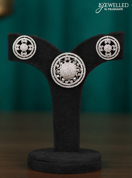 Zircon pendant set with cz stones