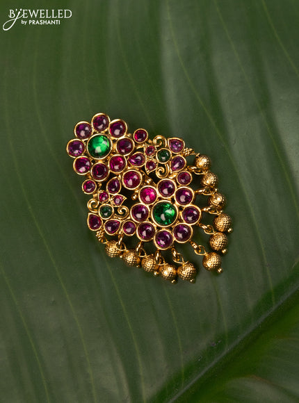 Antique saree pin with kemp stones and golden beads hanging