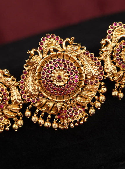 Antique hip chain lakshmi design with pink kemp stones and golden beads hanging