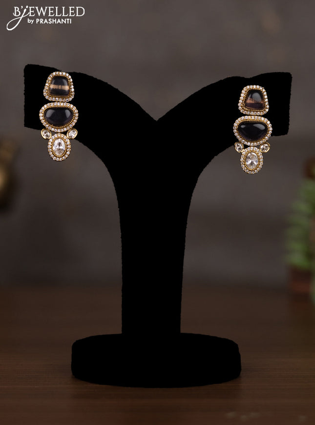 Necklace with violet and cz stones in victorian finish